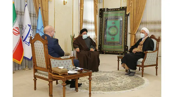 رحمت و عطوفت اسلامی در کنار اجرای قانون در دستور کار مسئولان نظام باشد/ نباید به گونه‌ای رفتار و اقدام شود که مردم احساس کنند اراده‌ای برای آرام‌تر کردن فضای کشور وجود ندارد