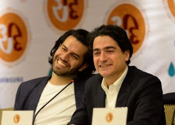 فیلم آواز همایونی/ مرغ سحر اینبار با صدای همایون شجریان /جمعیت دیوانه این اجرا شد!