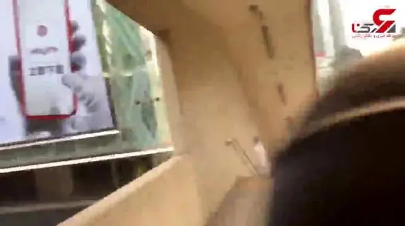 حمله به خبرنگار اندونزیایی در تظاهرات + فیلم