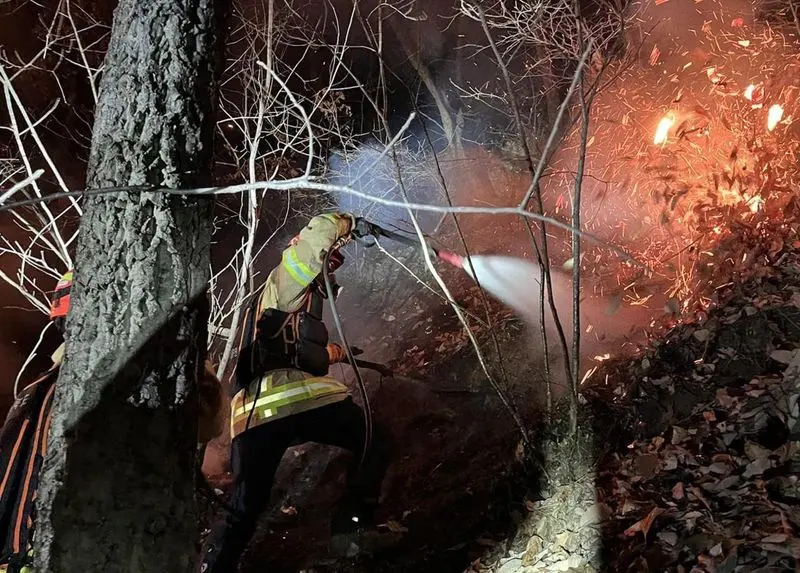 سقوط جنگنده اف-۱۶ متعلق به نیروی هوایی کره‌جنوبی