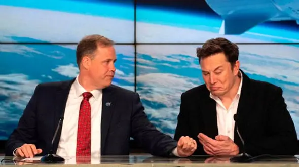 گل‌کشیدنی که ۵ میلیون دلار آب خورد+عکس