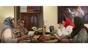فیلم/ همخوانی احساسی مریم امیرجلالی، سیما تیرانداز، خاطره حاتمی و حوریه مقدم در شام ایرانی با آهنگ نوستالژی