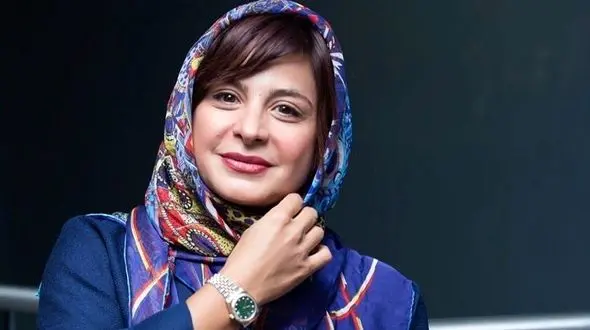 کافه گردی سیما تیرانداز و مادرش