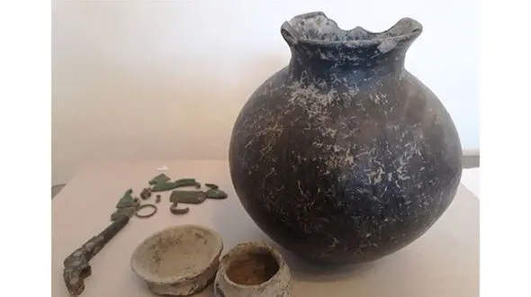 کوزه هزاره اول پیش از میلاد در بویراحمد کشف شد