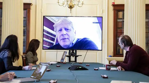 تداوم ابتلای نخست وزیر انگلیس به کرونا و خانه نشینی وی