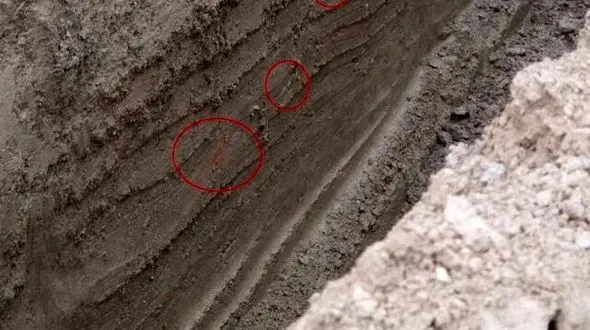 شاهکار راننده لودرها در زخمی کردن شهر باستانی شوش+ تصاویر
