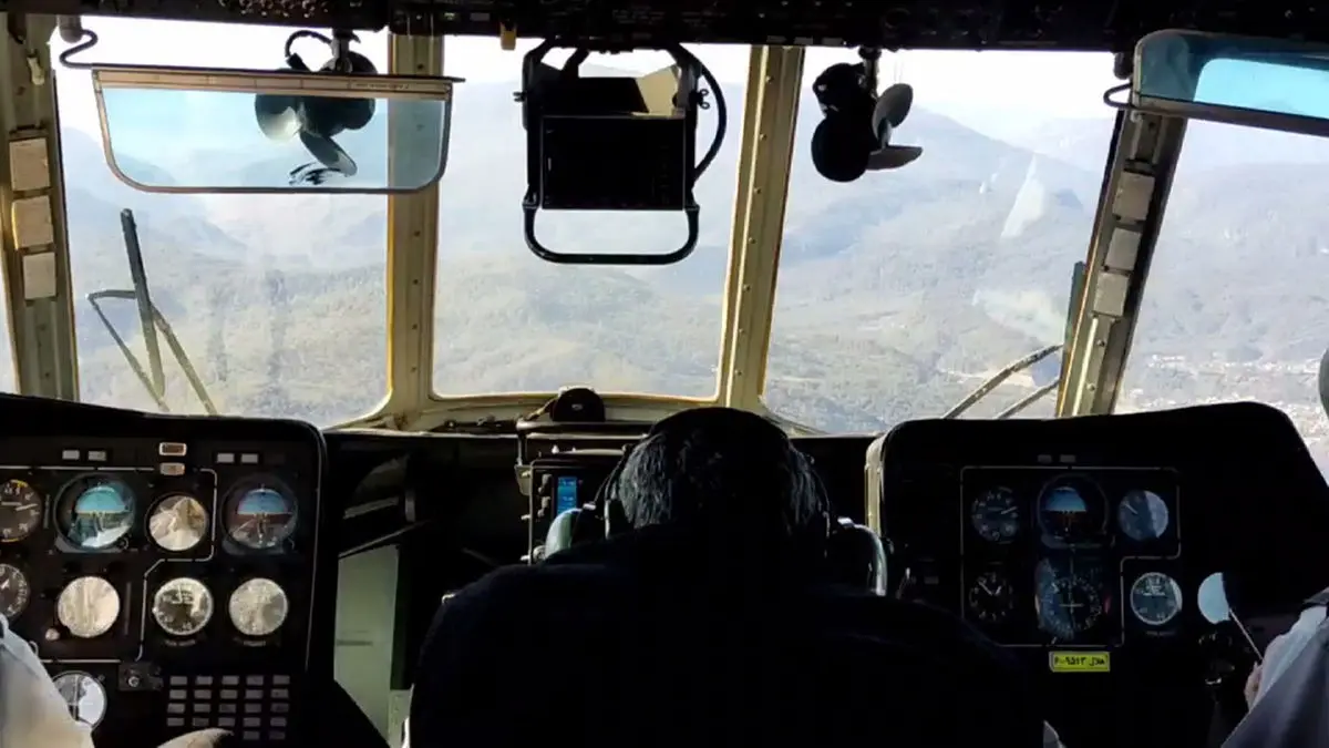 3 بالگرد هلال احمر به کمک جنگل الیت در هیرکانی رفتند