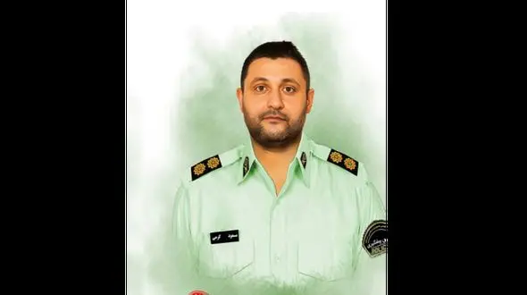 فیلم جگرسوز گریه های دخترکوچولوی پلیس شهید ! / واقعا قلبتان درد می گیرد !