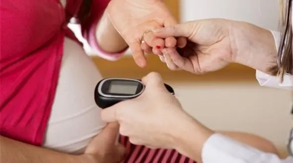 خطرات ناشی از دیابت در مادران باردار و شیرده 