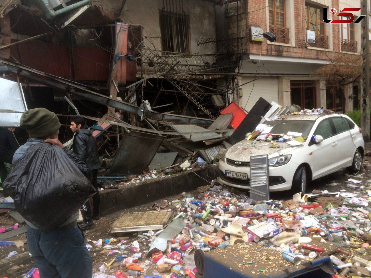 انفجار سوپر مارکت در خیابان میرداماد ظهر چهارم عید +عکس