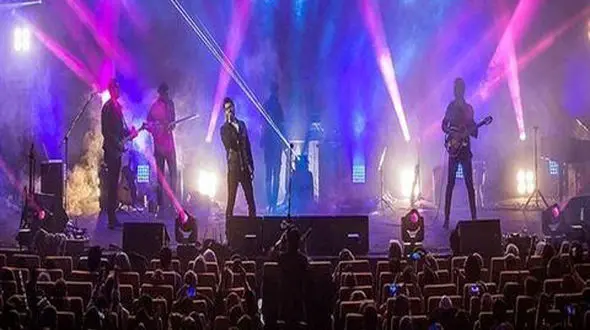 کدام خواننده‌ها کنسرت آنلاین می‌‌‌‌گذارند؟ 