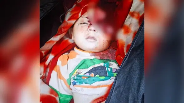 فیلم جگرسوز پدر نوزاد 6 ماهه شهید شده در حادثه تروریستی زاهدان /  خدا نوید را بعد از 16 سال به ما داده بود اما...