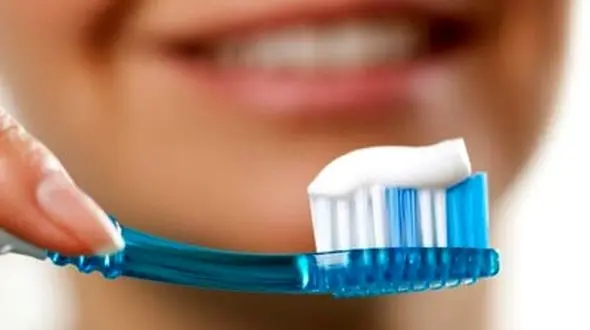 نظرات چهار مرجع درباره مسواک زدن در ماه رمضان