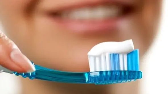 نظرات چهار مرجع درباره مسواک زدن در ماه رمضان