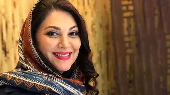 عکس دیده نشده  لاله اسکندری ناصر ملک مطیعی و پوری بنایی