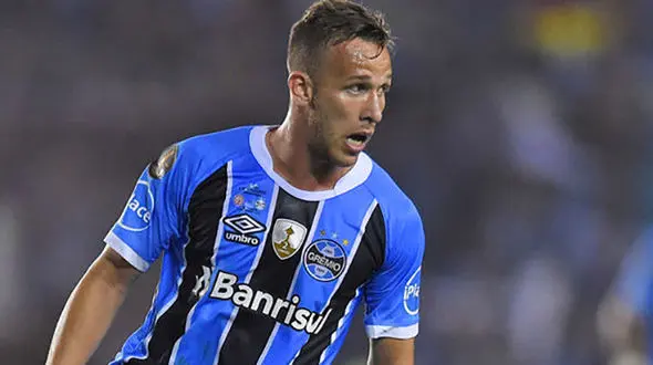 رسمی: هافبک با استعداد برزیلی به بارسلونا پیوست