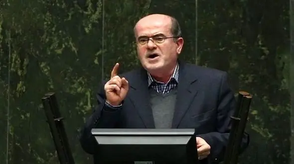 گاف بزرگ نماینده مجلس در تلفظ یک واژه انگلیسی + فیلم