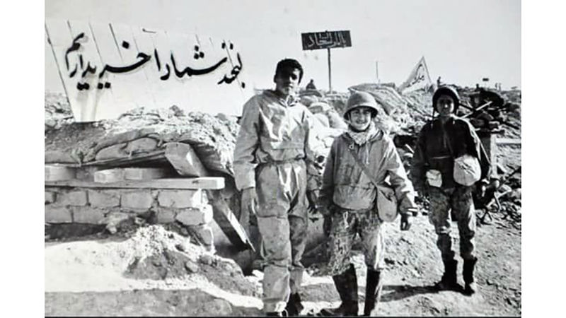 حمیدرضا نجف زاده جوانترین عکاس و خبرنگار دفاع مقدس 8 ساله ایران در برابر عراق