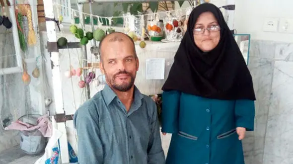 کارهای خارق العاده زهرا و محمود بدون انگشت+ عکس