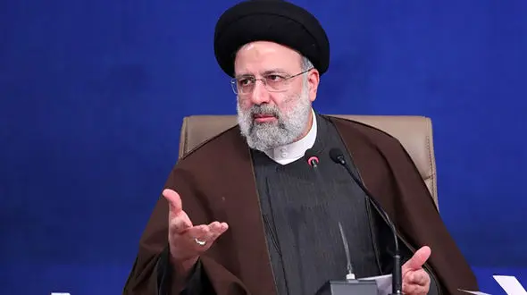 رئیسی: تمام دستگاه‌ ها به کاهش روند رشد نقدینگی متعهد باشند