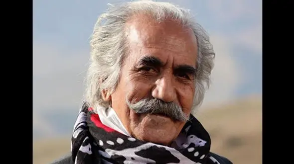 فیلم /  تیپ لاکچری عمو کاووس نون خ خارج از سریال ! + عکس های خلبانی اش در جوانی!