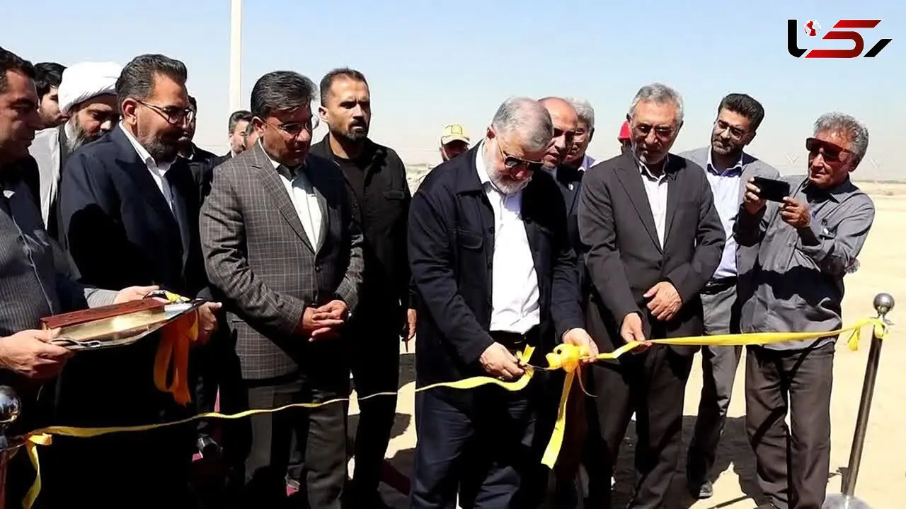 6 مگاوات ظرفیت جدید خورشیدی وارد مدار شد/ افتتاح فاز دوم نیروگاه پاسارگاد ورامین با حضور استاندار تهران