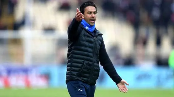 فرهاد و استقلال در ورودی تونل وحشت