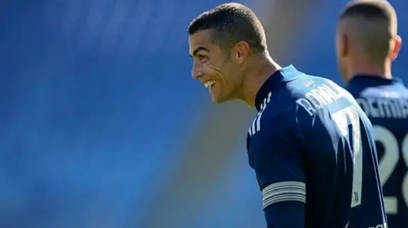 
پست اینستاگرامی رونالدو به مناسبت سالگرد تولد فرزندش
