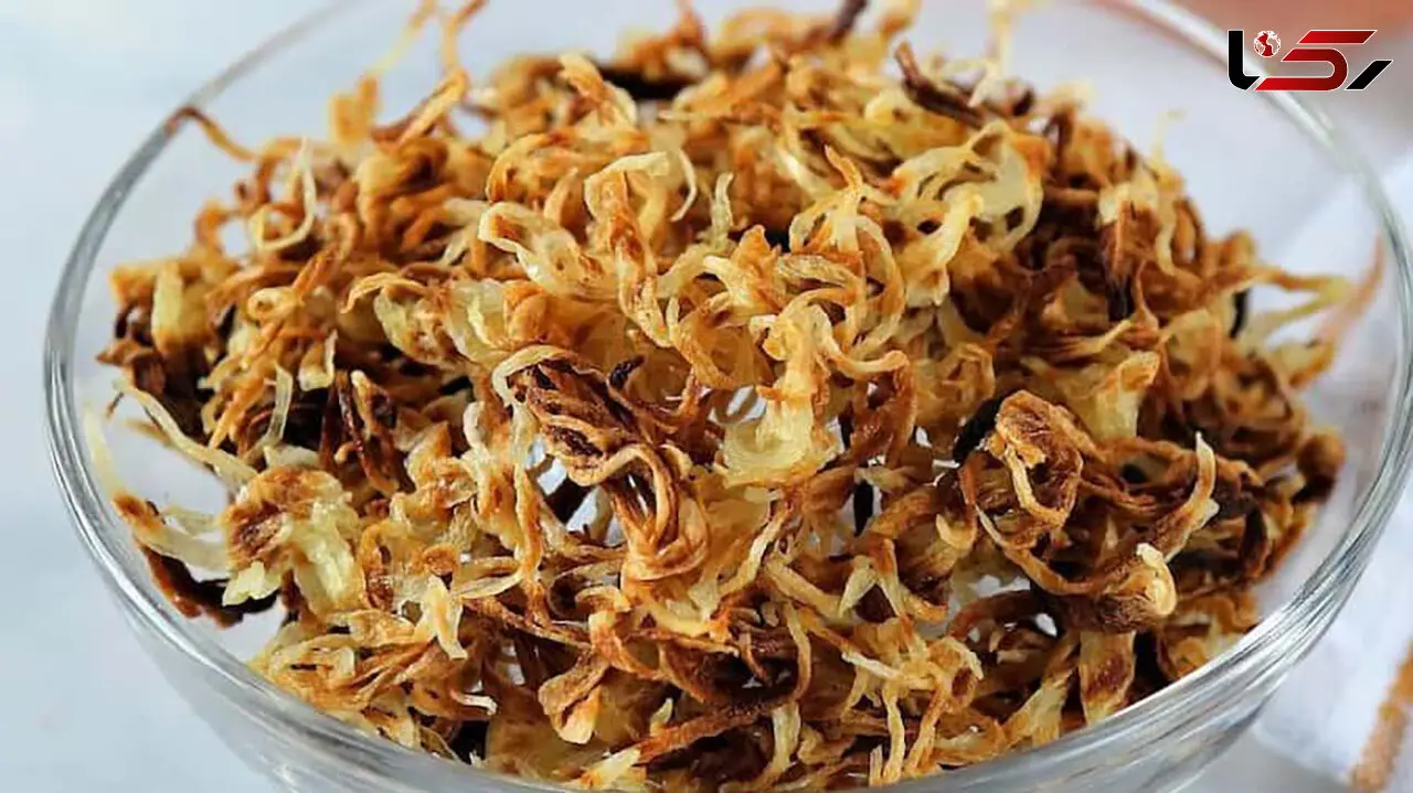 طرز تهیه پیاز داغ مجلسی و چیپسی؛ راز طلایی شدن پیازها