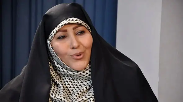 قرار نیست زنان و دختران بی حجاب را شلاق بزنیم  فقط تنبیه ملایم می کنیم!