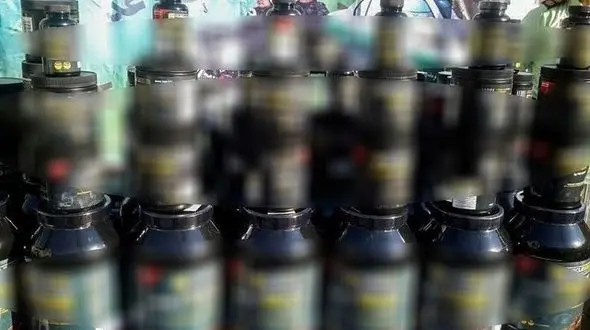 کشف ۱۶۰۰۰ قوطی پودر بدنسازی تقلبی 