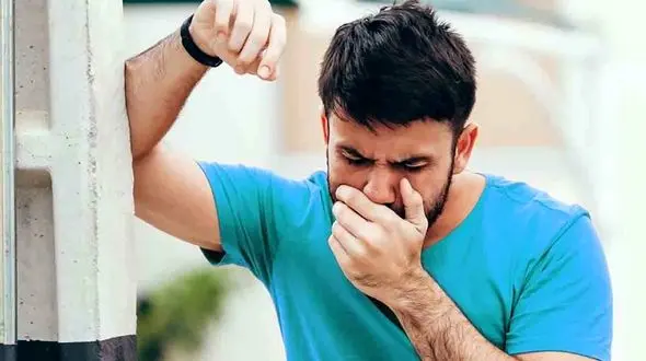 هشدار/ نشانه های بارز امیکرون چیست؟