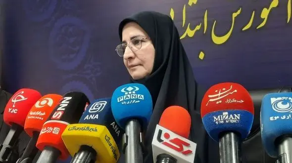 ترکیدن کلاس‌های ابتدایی از شلوغی/سال گذشته  ۴۲۴ هزار دانش‌آموز مهاجر در مدارس ایران ثبت نام کردند + فیلم