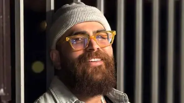 دانلود آواز باشکوه معین زد با آهنگ جنجالی «پایم باش» قلب‌ها را لرزاند/ روایت تازه‌ای از عشق ممنوع!+ موزیک ویدیو