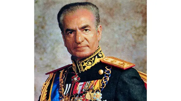 عکس های جوانی و پیری هر 3 زن شاه پهلوی /  کدام زیباترین و کدام زشت ترین است ؟! !