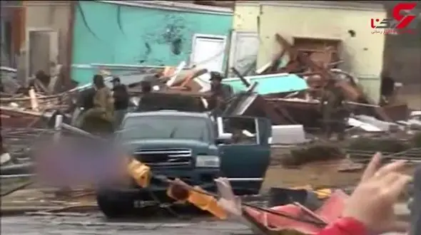 طوفان فاجعه بار کلی ساختمان را خراب کرد +فیلم