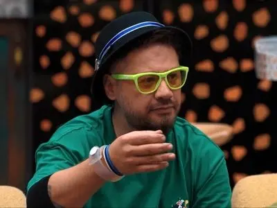 فیلم/ رخ حیرت انگیز خودرو های پرهیبت در نمایشگاه ماشین های لوکس «علی صادقی»/رنج روور، بنز