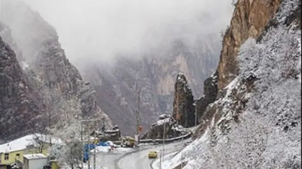 بارش نیم متری برف در محور کندوان