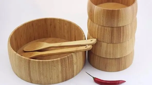 ظروف چوبی را با این روشهای ساده تمیز کنید