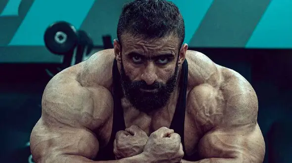 واکنش هادی چوپان به رفتار ناشایست با یکی از طرفدارانش + عکس