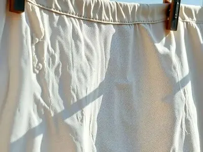 چرا شستن لباس با آب سرد بهترین گزینه برای حفظ کیفیت لباس هاست؟