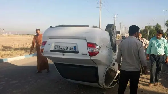 واژگونی ساینا در اتوبان خرمشهر به آبادان +عکس