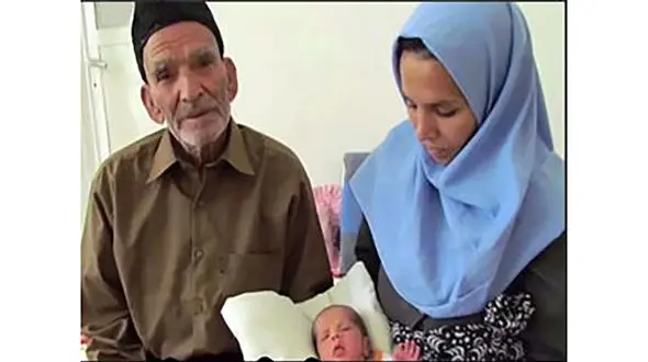 2 باز زایمان عروس جوان از شوهر ۸۳ ساله ایرانی ! / همه شوکه شدند ! + عکس