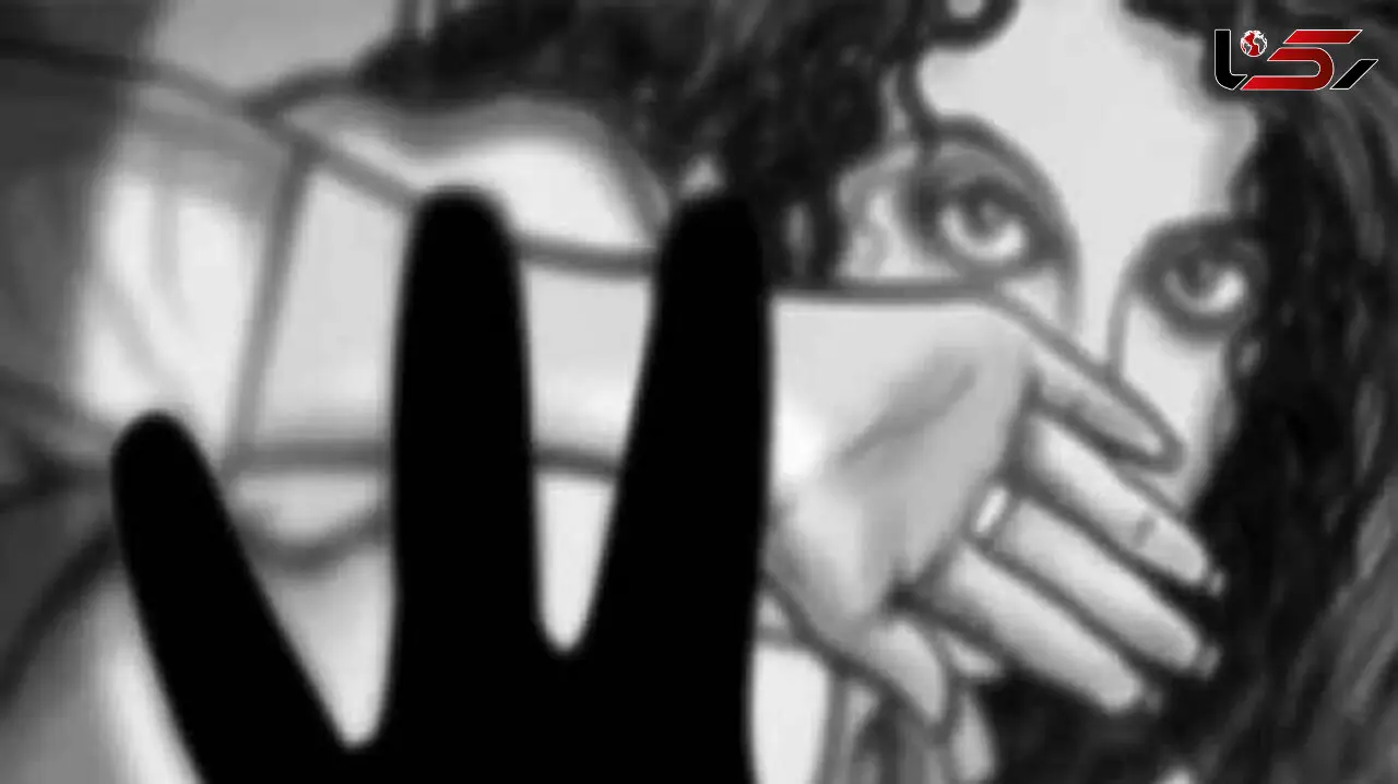آزار زن جوان توسط مرد روانی / زن در کمد لباس زندانی بود + عکس