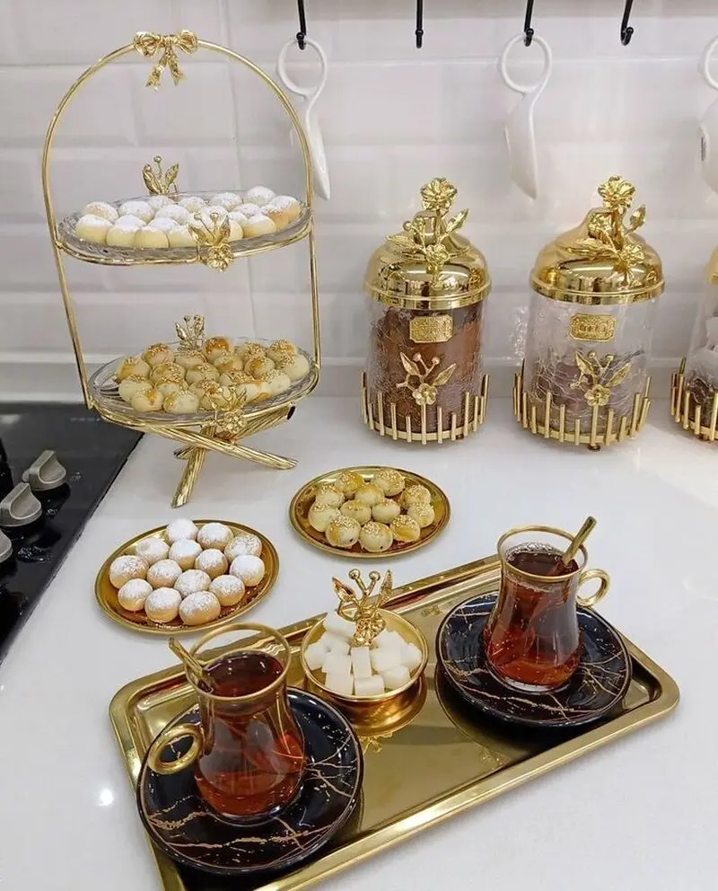 تزیین چای برای پذیرایی نوروز ۱۴۰۵ | ۳۰ ایده ساده اما لاکچری و عروس گونه تزیین چای برای پذیرایی نوروز ۱۴۰۵ و ماه مبارک رمضان!