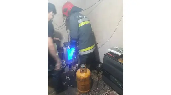 انفجار در اصفهان / نگهبان زنده زنده سوخت + عکس