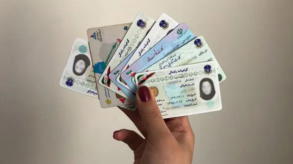     تبدیل درخواست درج نام مادر روی کارت ملی به محلی برای دعواهای سیاسی

