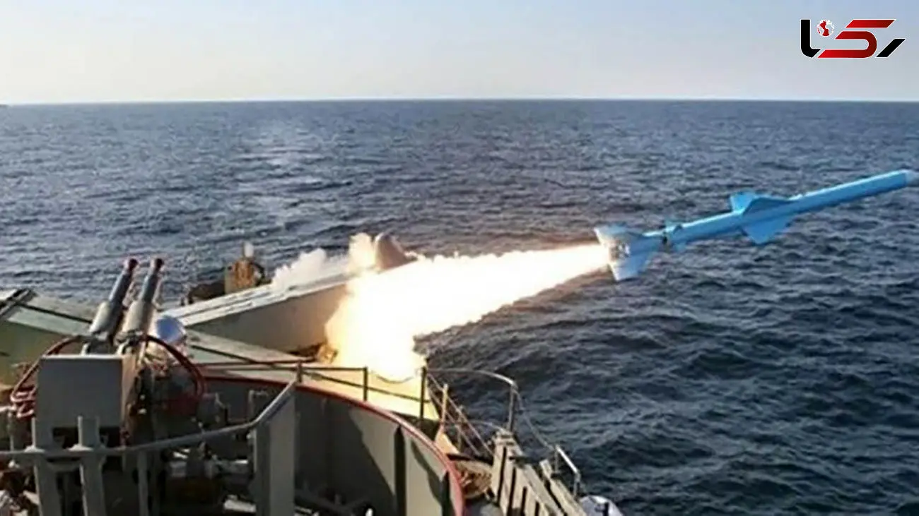 موشک‌های قدیر و نصیر تحویل نیروی دریایی سپاه شد