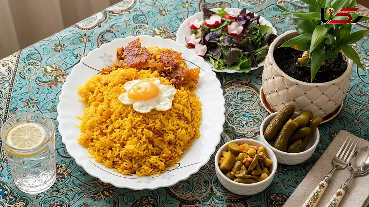 دمپختک باقالی زرد تهرانی با نیمرو؛ غذای اصیل و نوستالژیک ایرانی