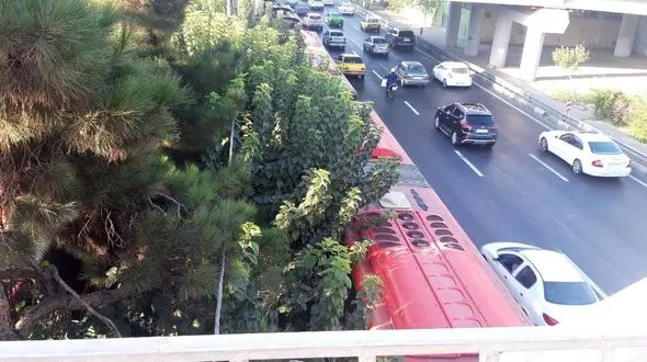 تصادف وحشت آور 2 اتوبوس بی آر تی در بزرگراه چمران / امروز رخ داد + عکس ها